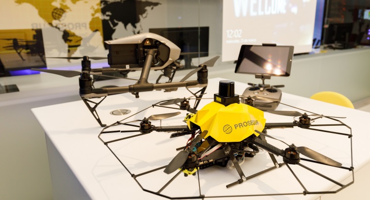 Prosegur implementa sistema de vigilancia remota con el uso de drones.